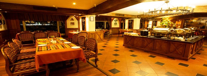 1619/Cama Hotel - Ahmedabad 08.jpg